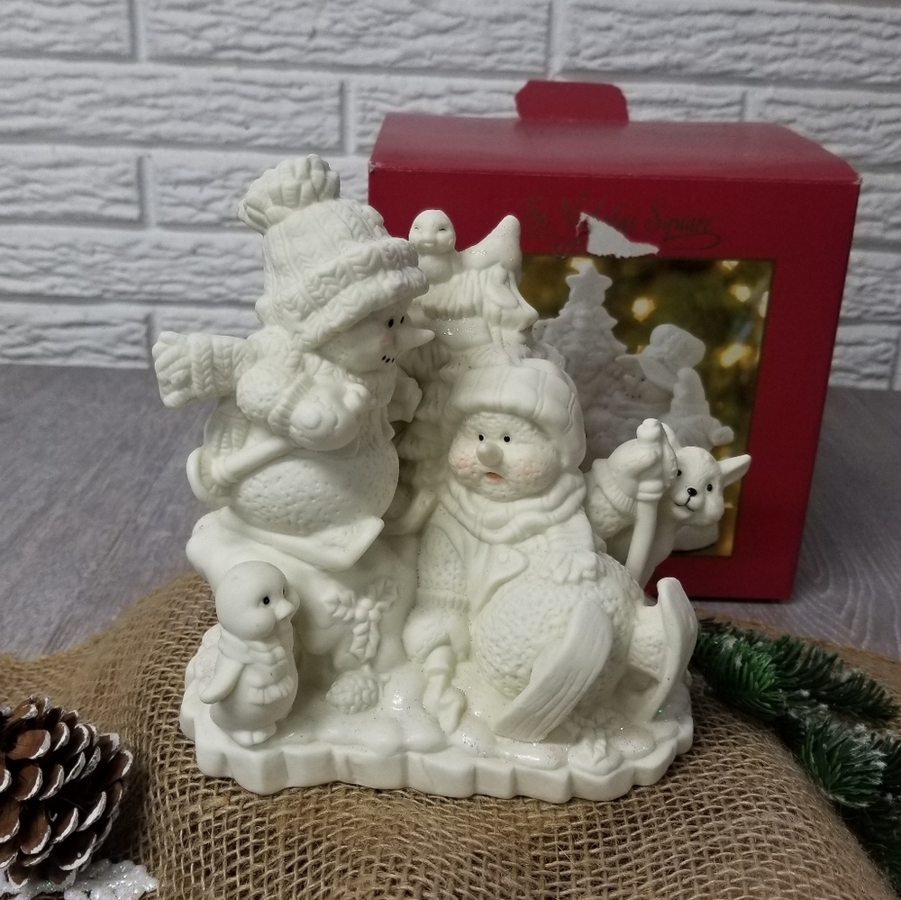 Porcelain Holiday decor - Picture 4 of 13